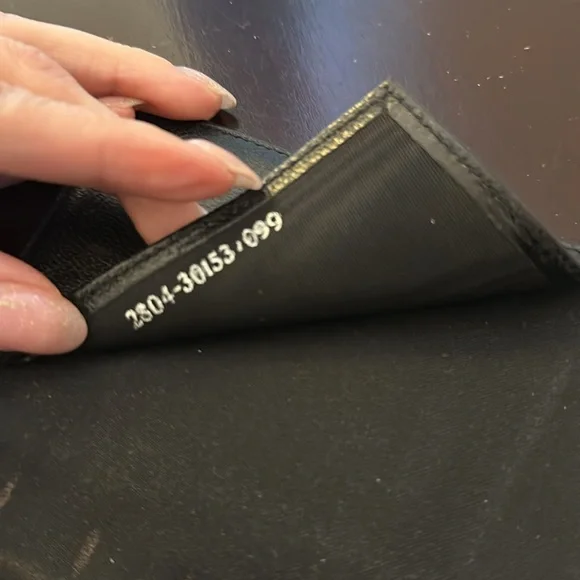 Fendi black 6 ring agenda with Fendi pencil! Authentic ! Silver hardware! - Picture 4 of 10